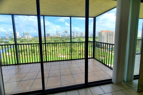 Condo in Aventura, Florida, 1 bedroom  № 1155544 - photo 5