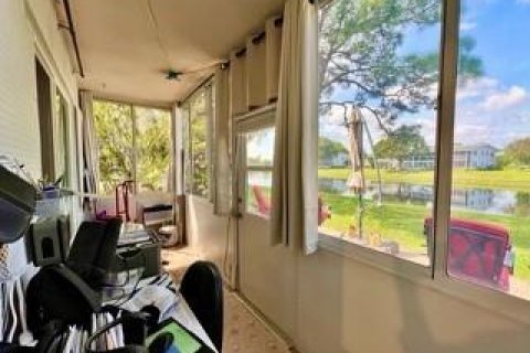 Copropriété à vendre à Deerfield Beach, Floride: 2 chambres, 85.47 m2 № 1132974 - photo 11