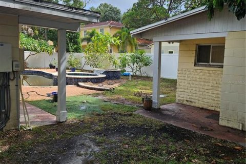 Terreno en venta en Tampa, Florida № 1388534 - foto 11