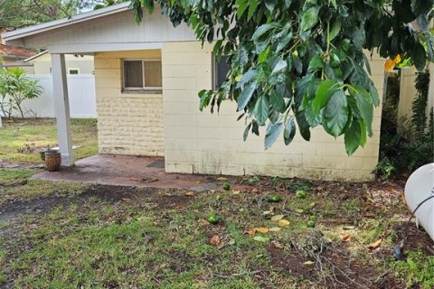 Terreno en venta en Tampa, Florida № 1388534 - foto 10