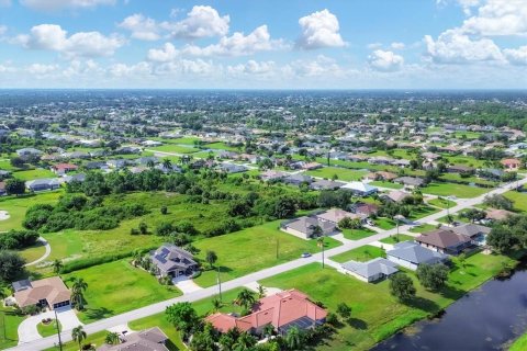 Terreno en venta en Rotonda, Florida № 1376749 - foto 4