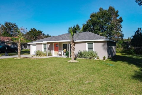 House in Ocala, Florida 3 bedrooms, 109.72 sq.m. № 1427871 - photo 6