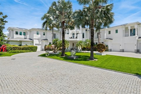 Villa ou maison à vendre à Fort Lauderdale, Floride: 6 chambres, 1858.05 m2 № 528743 - photo 6