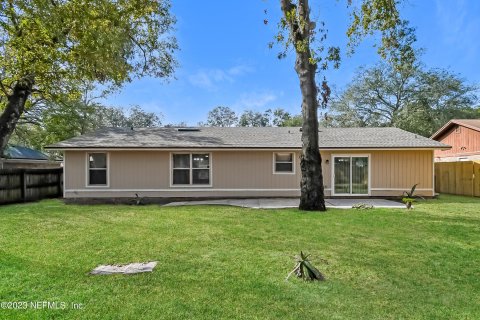 Villa ou maison à louer à Jacksonville, Floride: 3 chambres, 122.17 m2 № 870739 - photo 14