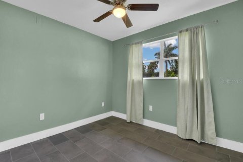 House in Fort Myers, Florida 3 bedrooms, 124.12 sq.m. № 1148382 - photo 9