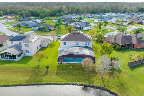 Villa ou maison à vendre à Kissimmee, Floride: 4 chambres, 259.85 m2 № 877763 - photo 3