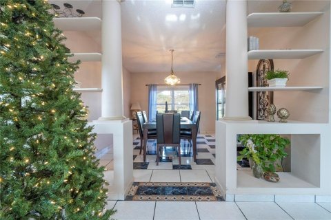 Villa ou maison à vendre à Kissimmee, Floride: 4 chambres, 259.85 m2 № 877763 - photo 9