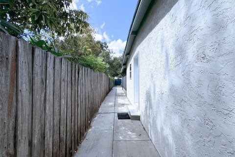 Casa en venta en Orlando, Florida, 4 dormitorios, 142.51 m2 № 1288055 - foto 19