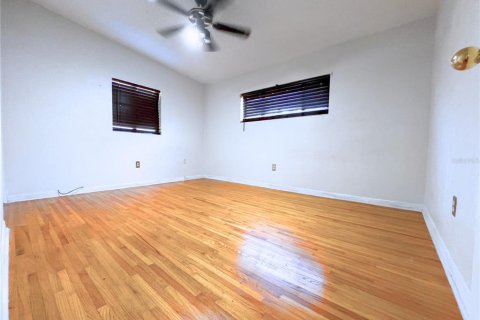 Casa en venta en Orlando, Florida, 4 dormitorios, 142.51 m2 № 1288055 - foto 13