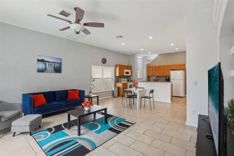 Casa en venta en Clermont, Florida, 5 dormitorios, 249.63 m2 № 1342102 - foto 12