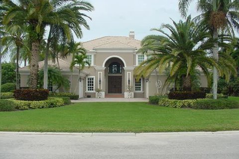 Купить виллу или дом в Палм-Бич-Гарденс, Флорида 5 спален, 426.98м2, № 968228 - фото 1