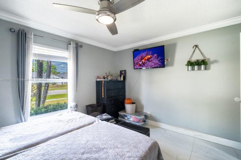 Casa en venta en Royal Palm Beach, Florida, 4 dormitorios, 196.02 m2 № 1146887 - foto 18