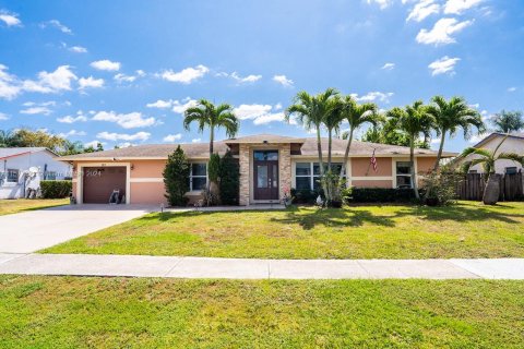 Casa en venta en Royal Palm Beach, Florida, 4 dormitorios, 196.02 m2 № 1146887 - foto 1