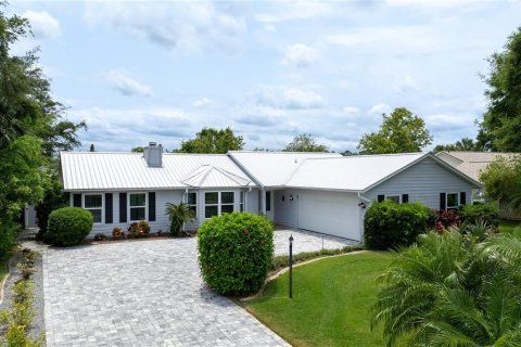 Villa ou maison à vendre à New Smyrna Beach, Floride: 3 chambres, 145.3 m2 № 1340573 - photo 3