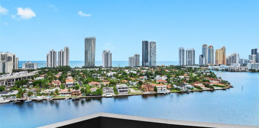 Condo in Aventura, Florida, 2 bedrooms  № 1234118