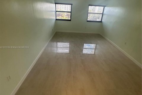 Condominio en venta en Hollywood, Florida, 1 dormitorio, 80.27 m2 № 1236864 - foto 25