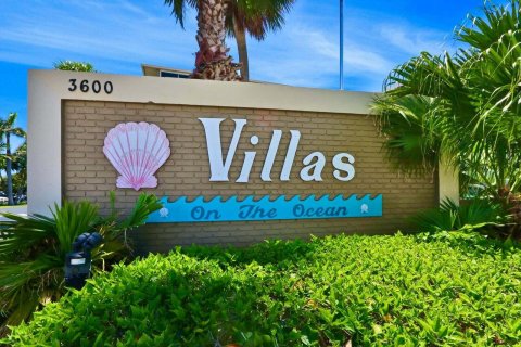 Condo in Riviera Beach, Florida, 1 bedroom  № 1098926 - photo 2