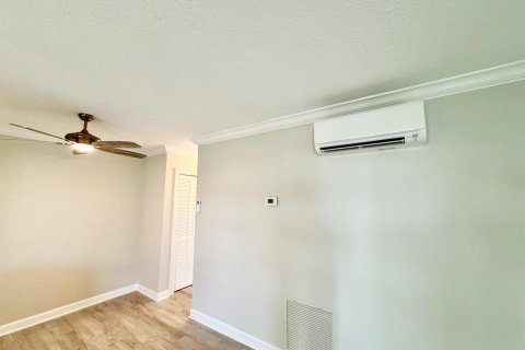 Condominio en venta en Riviera Beach, Florida, 1 dormitorio, 57.6 m2 № 1098926 - foto 30