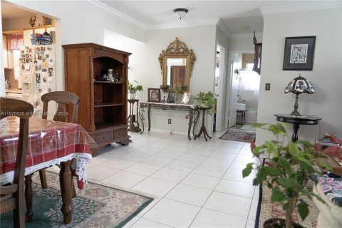 Condo in Coconut Creek, Florida, 3 bedrooms  № 1391518 - photo 10