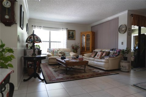 Condo in Coconut Creek, Florida, 3 bedrooms  № 1391518 - photo 8