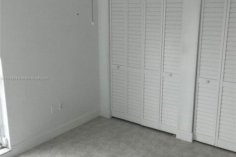 Copropriété à vendre à Miami, Floride: 2 chambres, 84.63 m2 № 1391516 - photo 16