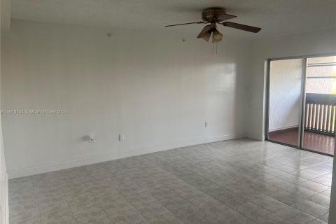 Copropriété à vendre à Miami, Floride: 2 chambres, 84.63 m2 № 1391516 - photo 1