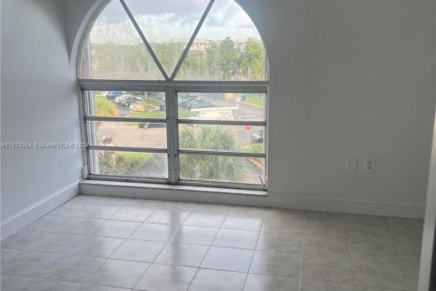 Copropriété à vendre à Miami, Floride: 2 chambres, 84.63 m2 № 1391516 - photo 17