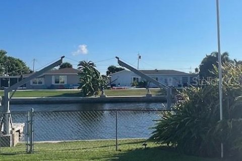 Villa ou maison à vendre à New Port Richey, Floride: 2 chambres, 91.79 m2 № 1378103 - photo 3