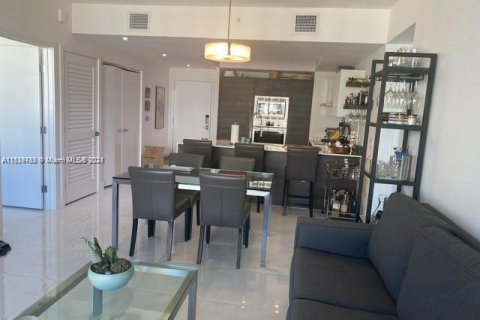 Condominio en venta en Coral Gables, Florida, 3 dormitorios, 102.84 m2 № 997974 - foto 15