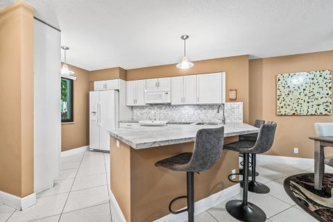 Copropriété à vendre à Pompano Beach, Floride: 2 chambres, 130.06 m2 № 1161964 - photo 4