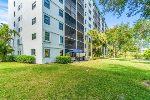 Condominio en venta en Pompano Beach, Florida, 2 dormitorios, 130.06 m2 № 1161964 - foto 23