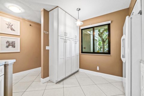 Copropriété à vendre à Pompano Beach, Floride: 2 chambres, 130.06 m2 № 1161964 - photo 2