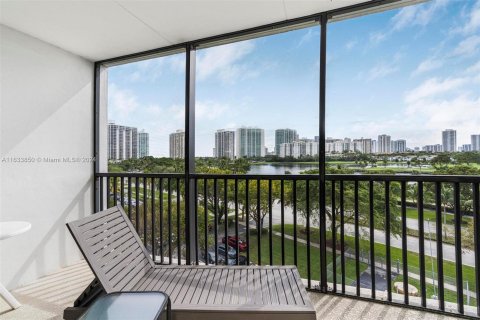 Copropriété à vendre à Aventura, Floride: 1 chambre, 68.84 m2 № 1294710 - photo 16