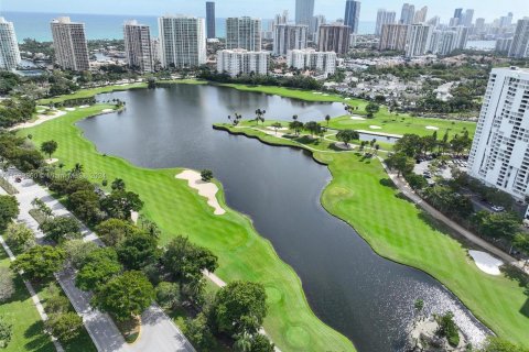 Condo in Aventura, Florida, 1 bedroom  № 1294710 - photo 20