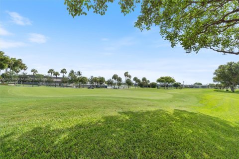 Condo in Delray Beach, Florida, 2 bedrooms  № 1295054 - photo 24