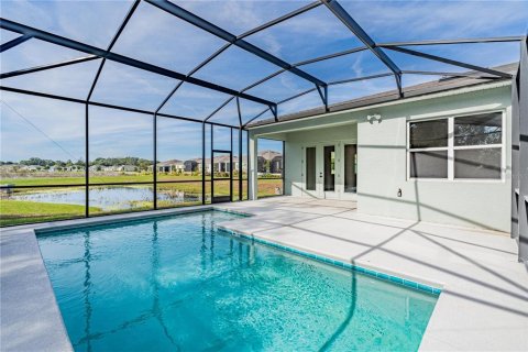 Villa ou maison à vendre à Kissimmee, Floride: 2 chambres, 147.06 m2 № 257886 - photo 25