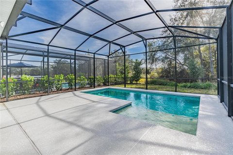 Villa ou maison à vendre à Kissimmee, Floride: 2 chambres, 147.06 m2 № 257886 - photo 24