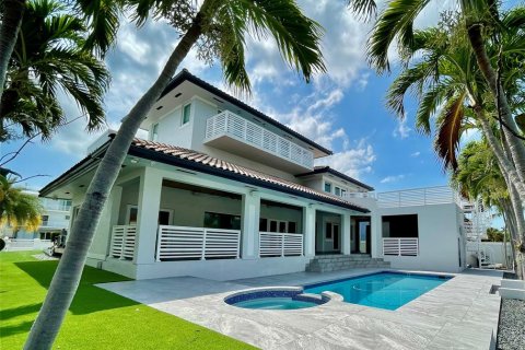 Casa en venta en Key Largo, Florida, 4 dormitorios, 321.16 m2 № 666854 - foto 9