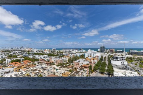 Condominio en venta en Miami Beach, Florida, 2 dormitorios, 100.33 m2 № 1403087 - foto 20