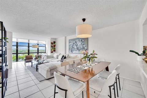 Copropriété à vendre à Hallandale Beach, Floride: 1 chambre, 85.01 m2 № 1403086 - photo 6