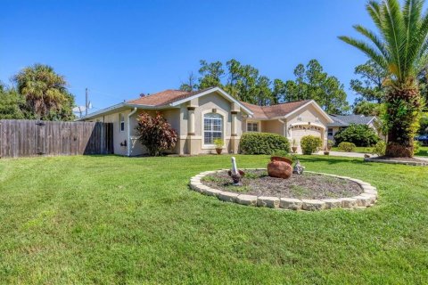 Villa ou maison à vendre à North Port, Floride: 3 chambres, 124.67 m2 № 1385257 - photo 2