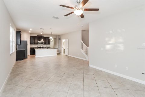 Casa en venta en Wesley Chapel, Florida, 3 dormitorios, 200.76 m2 № 1267426 - foto 9