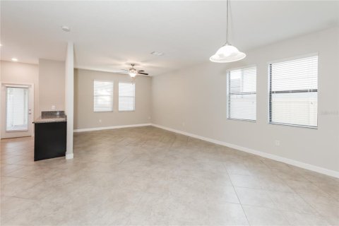 Casa en venta en Wesley Chapel, Florida, 3 dormitorios, 200.76 m2 № 1267426 - foto 10