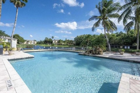 Copropriété à vendre à Royal Palm Beach, Floride: 2 chambres, 99.87 m2 № 1120285 - photo 16