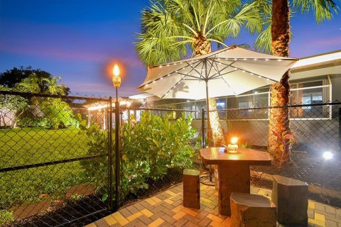 Villa ou maison à vendre à Lake Worth, Floride: 3 chambres, 225.01 m2 № 607254 - photo 21