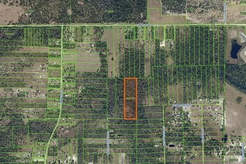 Terreno en venta en Frostproof, Florida № 1356215 - foto 1