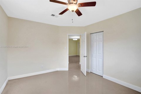 Villa ou maison à vendre à Hollywood, Floride: 3 chambres, 125.05 m2 № 877929 - photo 15