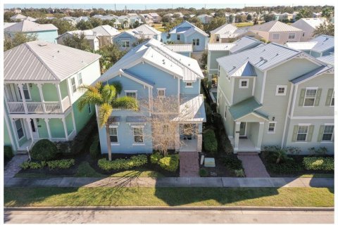 Villa ou maison à vendre à Kissimmee, Floride: 5 chambres, 285.77 m2 № 797644 - photo 1
