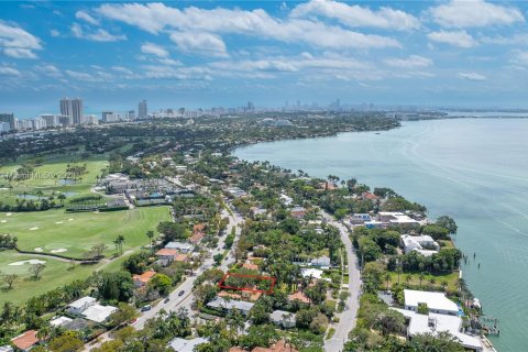 Terreno en venta en Miami Beach, Florida № 1077889 - foto 9