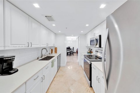 Copropriété à vendre à Miami Beach, Floride: 2 chambres, 109.62 m2 № 1269731 - photo 5